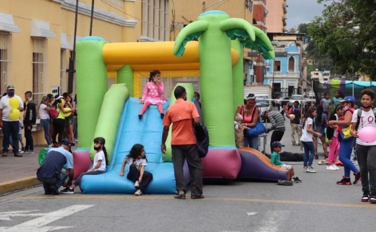 Más de 5 mil niños disfrutaron su día en cada parroquia guaicaipureña por primera vez
