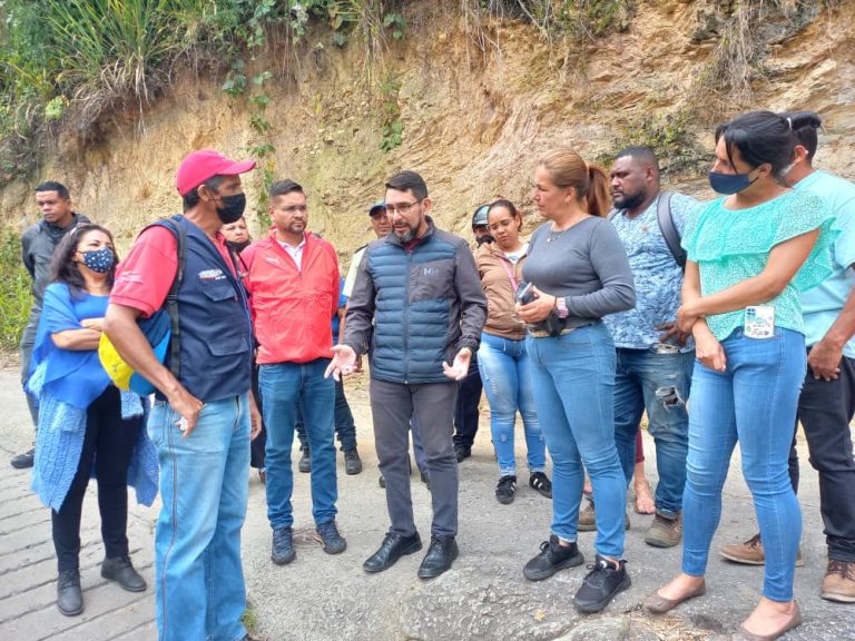 Gobierno Nacional y Alcaldía inspeccionaron trabajos de vialidad desde El Jarillo a la Colonia Tovar