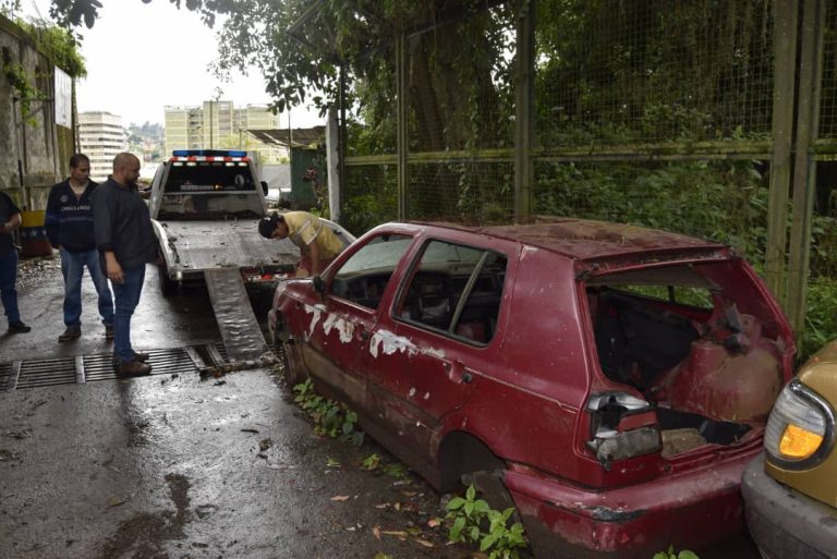 231 vehículos chatarras se han recolectado en el municipio Guaicaipuro