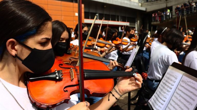 Orquesta Sinfónica Juvenil de los Altos Mirandinos ofreció concierto a los guaicaipureños