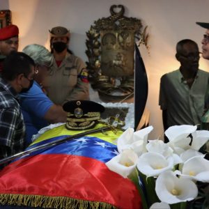 Pueblo guaicaipureño despidió al primer alcalde chavista del municipio Raúl Salmerón