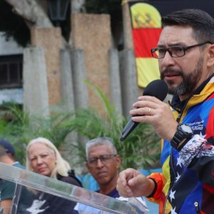 Alcalde Farith Fraija insta a guaicaipureños a mantenerse atentos en la venidera temporada de lluvias
