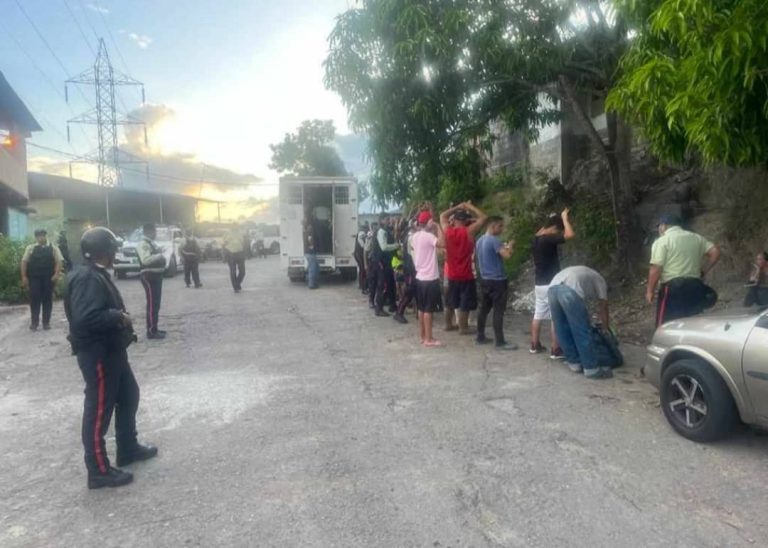 Poliguaicaipuro realizó operativo de seguridad en cinco parroquias de Guaicaipuro