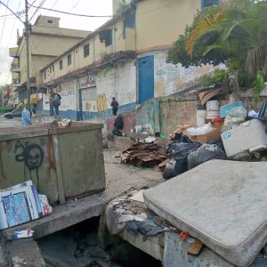 10 toneladas de desechos fueron retirados de la entrada del sector La Matica en Los Teques