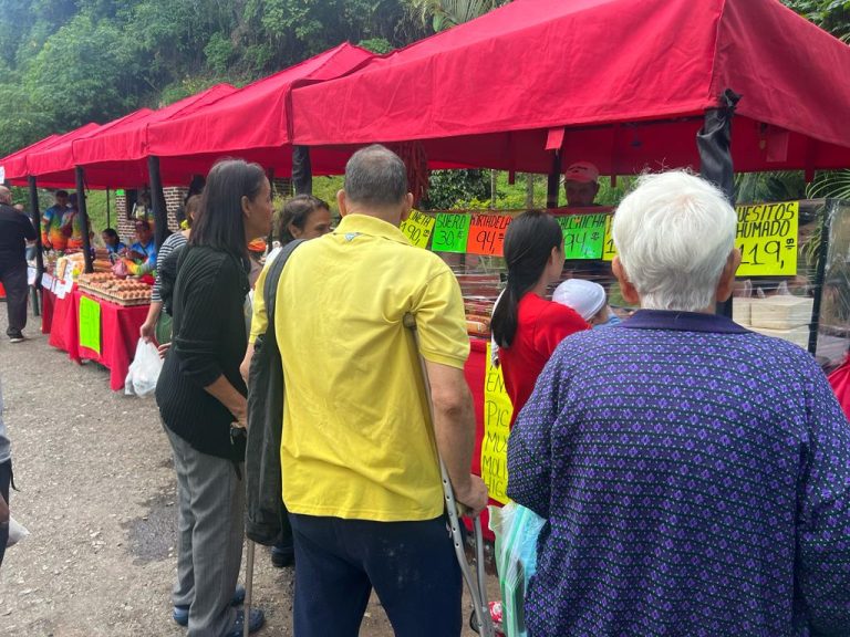 Mercados Comunitarios del municipio Guaicaipuro comercializó más de ocho toneladas de alimentos en el mes de septiembre