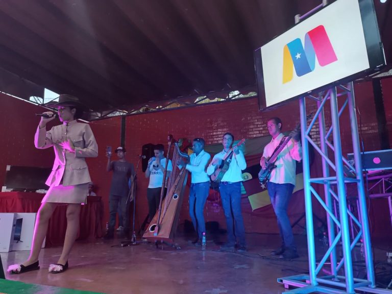 Tacateños celebraron con mucha alegría los 315° aniversario de la parroquia Tácata