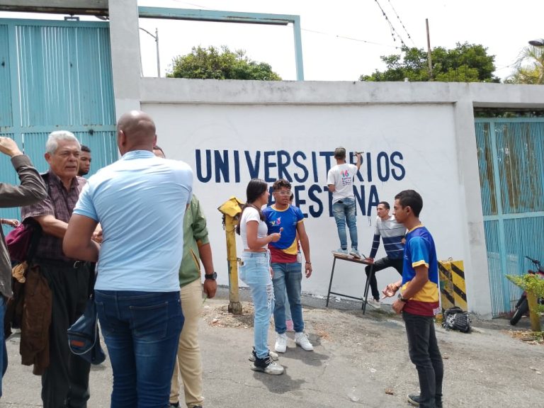 Estudiantes universitarios de los Altos Mirandinos levantan la voz a través del arte en solidaridad con Palestina