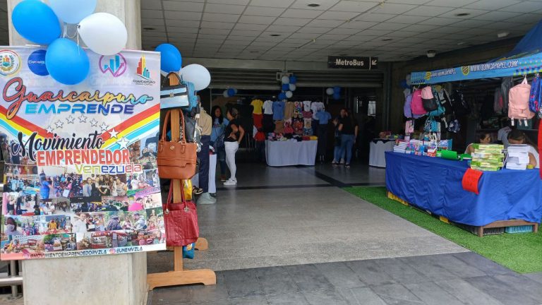 Inicia feria escolar 2024 con despliegue en el municipio Guaicaipuro.