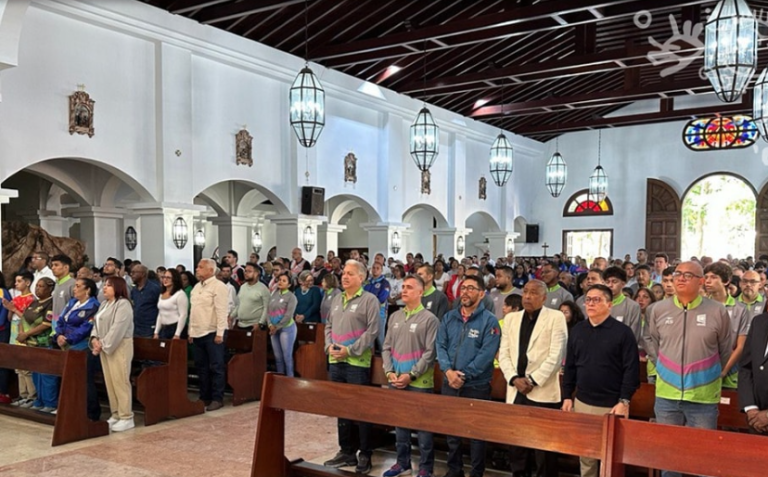 Celebran misa del deporte en honor a atletas mirandinos.