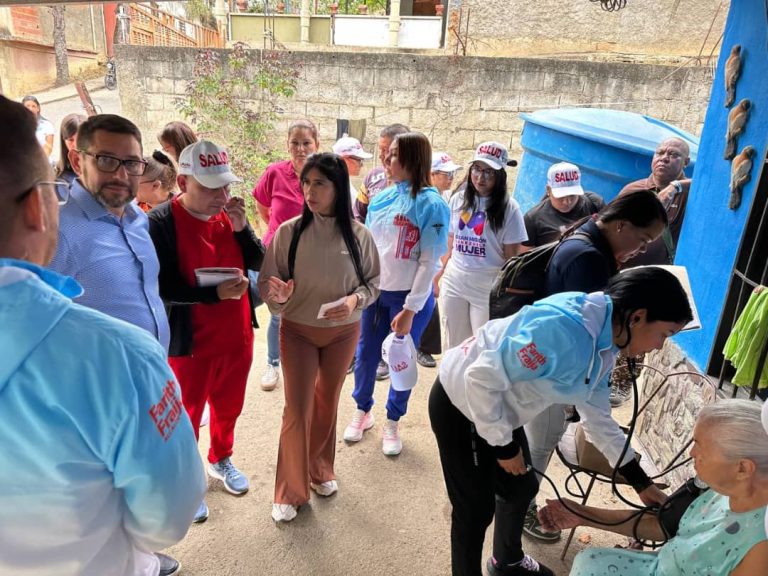 Gobierno Bolivariano atendió a más de 300 personas en Tácata