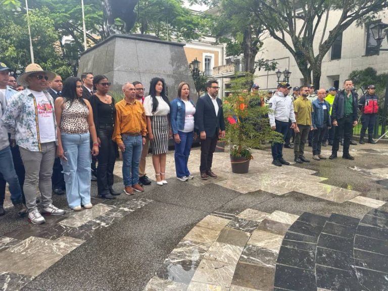 Alcalde Fraija destaca gesta histórica y llama a defender la venezolanidad