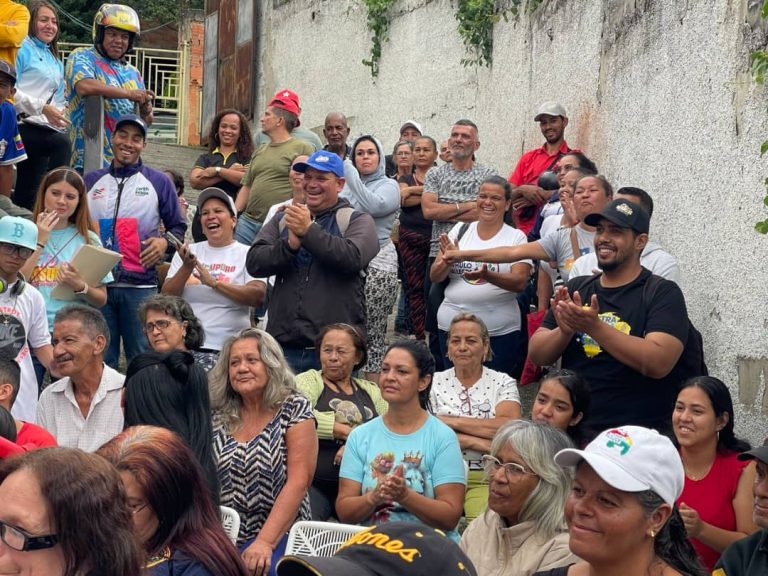 Comuna Rómulo Gallegos expresó su apoyo a Farith Fraija