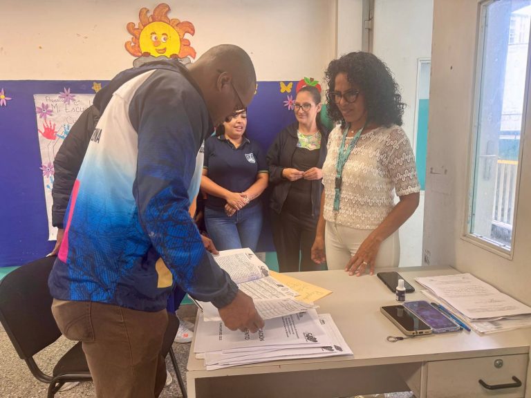 El Registro Civil va a la Escuela para garantizar el derecho a la educación