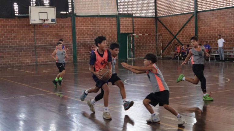 Comenzó la fiesta deportiva en Guaicaipuro