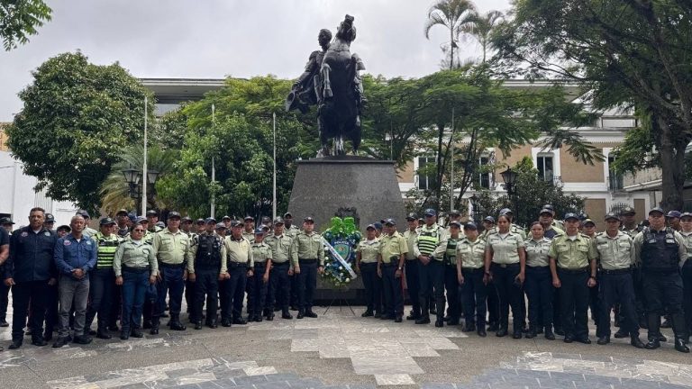 Poliguaicaipuro celebra 25 años de labor ininterrumpida al servicio del pueblo
