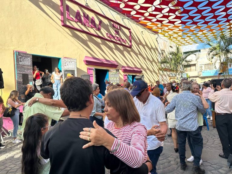 En Los Teques sonó el joropo central