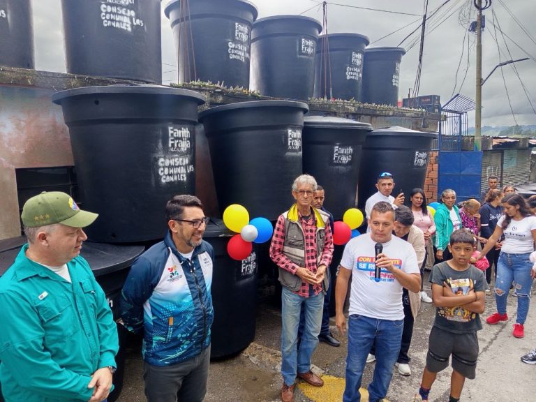 Comuna San José de Guaremal recibió 43 tanques para familias de Las Canales