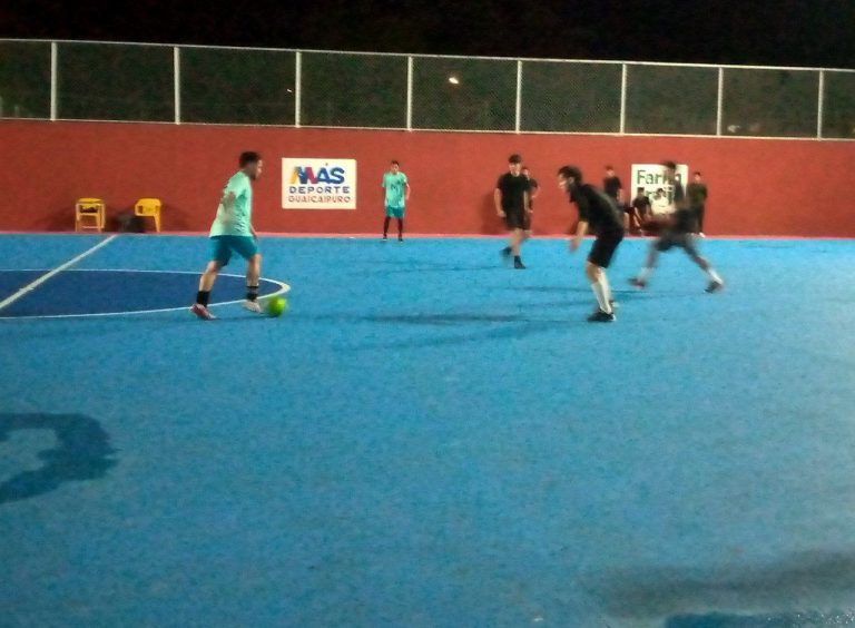 Fútbol Sala define categorías juveniles y mayores en Juegos Comunales Guaicaipuro 2025