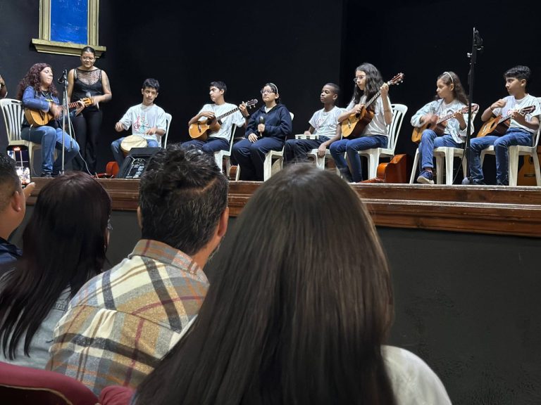 Guaicaipuro rindió un sentido homenaje a Alí Primera 