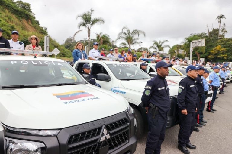 Guaicaipuro fortalece sus 43 Circuitos Comunales con 10 patrullas y unidades motorizadas 