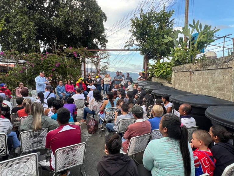 En Guaicaipuro suman 24 comunas registradas y 89 consejos comunales actualizados