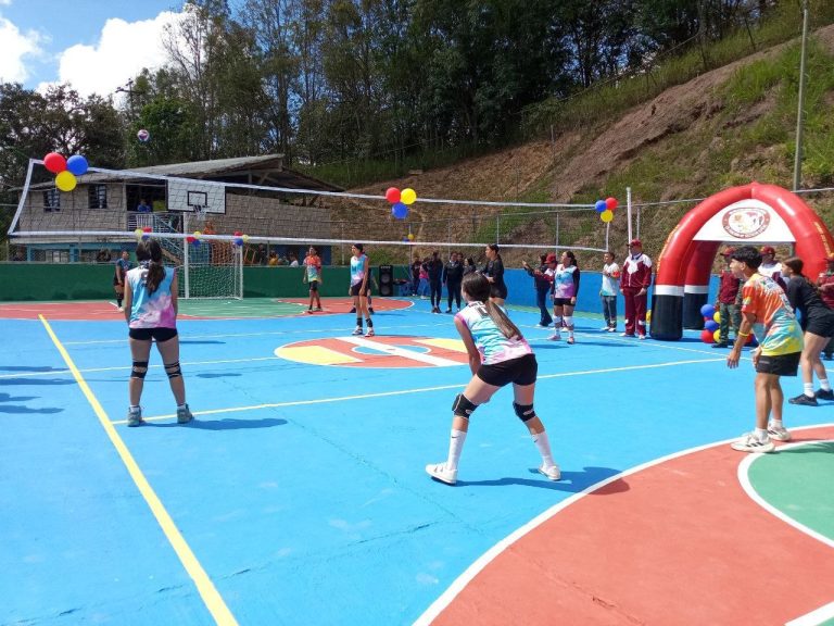 Suman más canchas recuperadas en Los Teques 