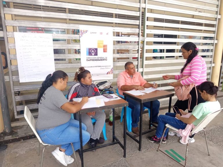 Más de 160 nuevos emprendedores se inscriben en el programa «4F Forjadores de Guaicaipuro»