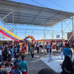 Poder Popular reinaugura cancha deportiva en el sector Santa María de Guaremal