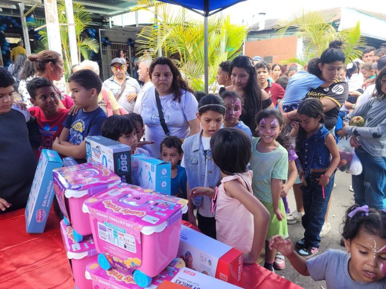 El mercado El Paso festejó sus 52 años con los más pequeños