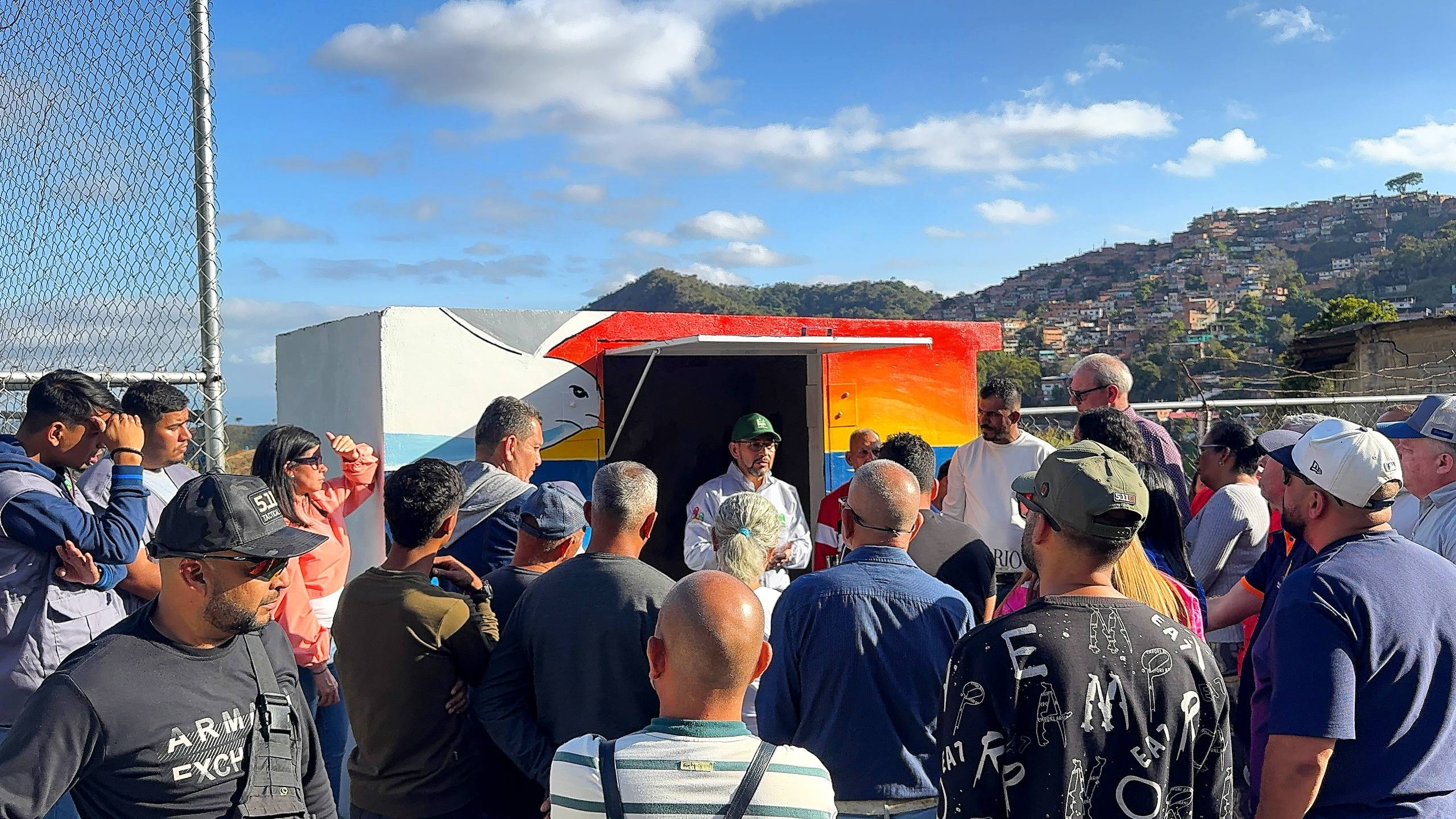Inauguran cuarto de desechos sólidos de una tonelada en comunidad Puerto Escondido