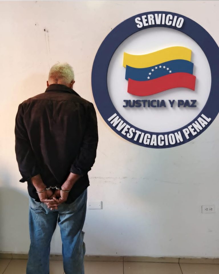 Le ponen los ganchos a espiritista que abuso de mujer en Los Cerritos ￼