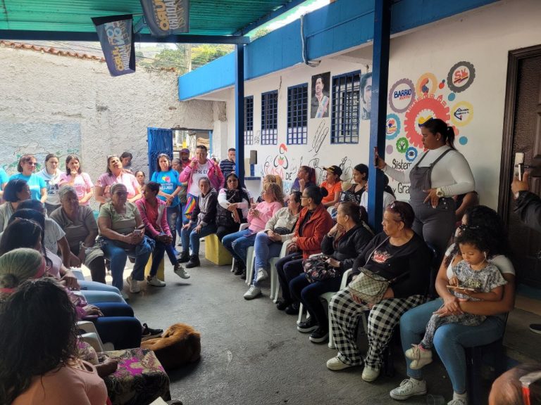 Guaicaipuro escucha la voz de sus mujeres para construir una ley basada en el respeto