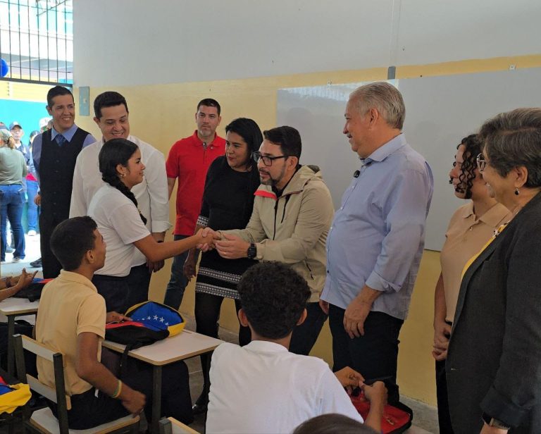 Gobierno Bolivariano entrega la UEN Carmen Rosales Gómez totalmente rehabilitada