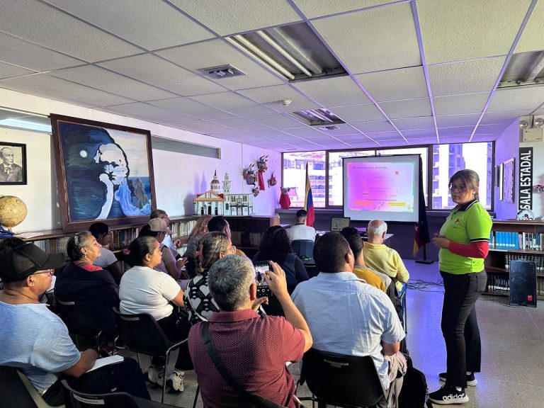 Emprendedores de Guaicaipuro obtienen certificados digitales en manipulación de alimentos 