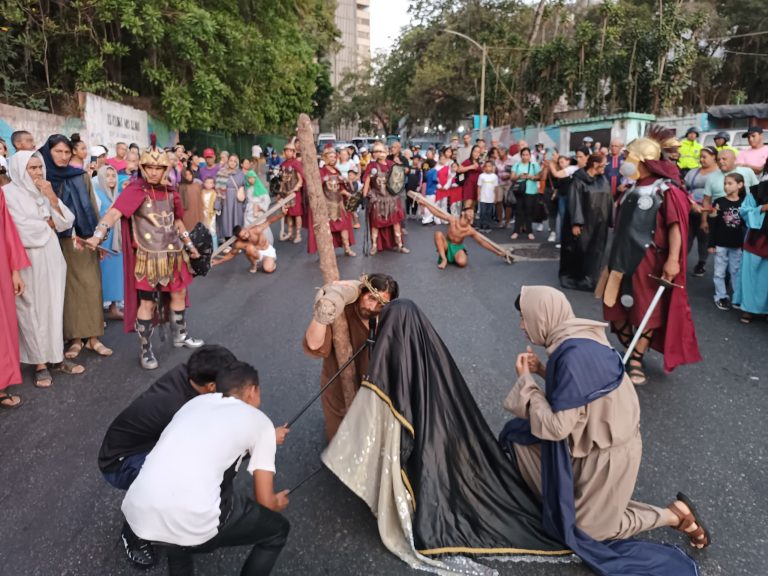 Todo listo para el tradicional recorrido de los «Siete Templos» este Viernes Santo