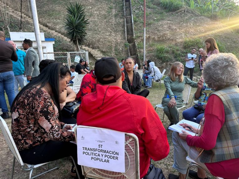 Presentan propuestas de desarrollo social y servicios públicos en Lagunetica
