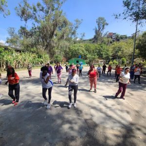 Fortalecen organización de círculos de abuelos con jornadas recreacionales