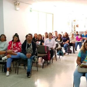 200 personas reciben formación en artes, oficios y emprendimiento comunal