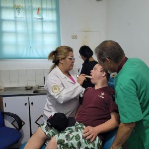 Preapertura de servicio maxilofacial especializado marca aniversario de +Salud