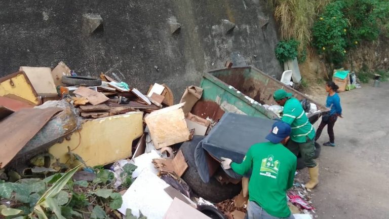 Plan Maestro de Limpieza retira más de 15 toneladas de desechos en Los Teques