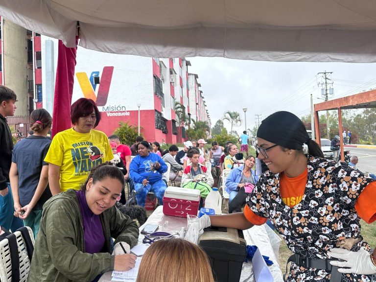 Jornada integral atendió a más de 300 personas en el sector Ayacucho