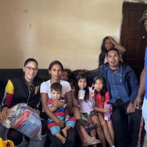 Entregan insumos de primera necesidad a familias afectadas por incendio en Nuevo Bosque