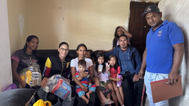 Entregan insumos de primera necesidad a familias afectadas por incendio en Nuevo Bosque