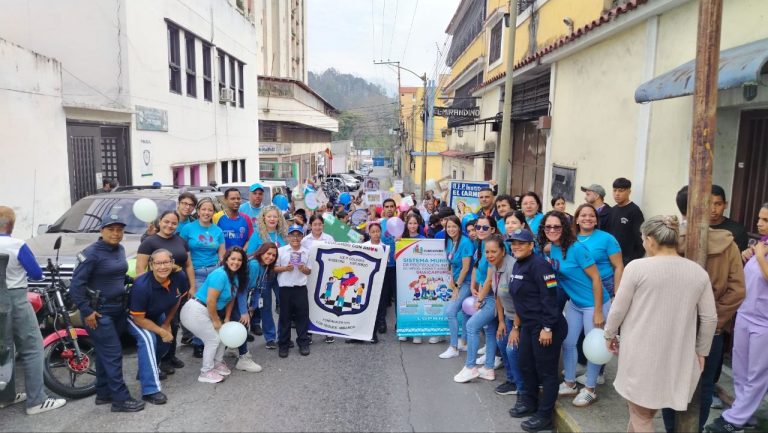 Más de 50 niños tomaron Los Teques para celebrar el aniversario de la Lopnna