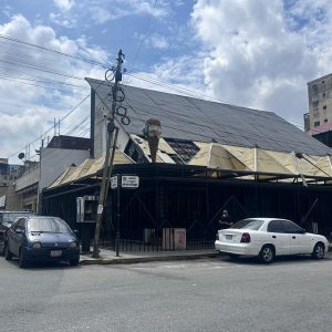 Evalúan instalación de feria de hortalizas en antigua Barquillota de Los Teques