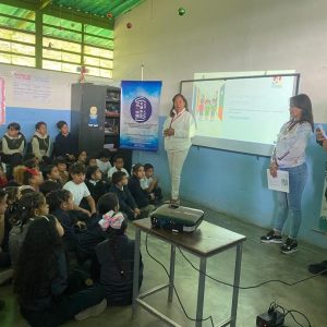 Fortalecen protección infantil con abordaje integral en Lagunetica