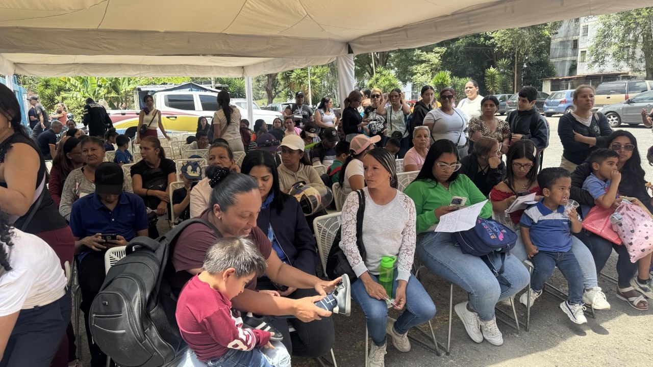 ​Más de 680 personas atendidas en el lanzamiento del programa «Mundo de Colores”