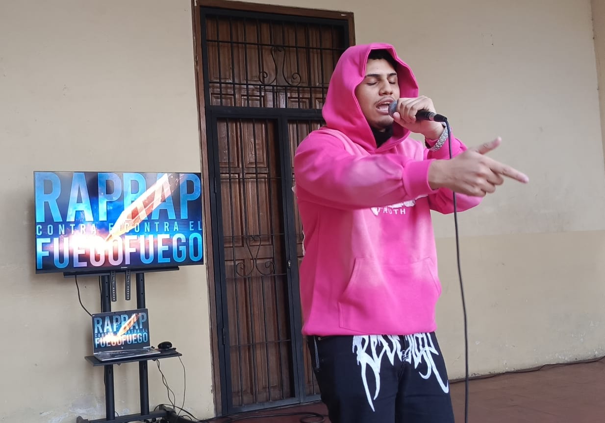 “Rap Contra el Fuego” sacudió la Casa de las Artes en Los Teques