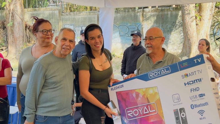 Trabajadores y madres de Ecosocialismo disfrutaron de un merecido homenaje lleno de sorpresas