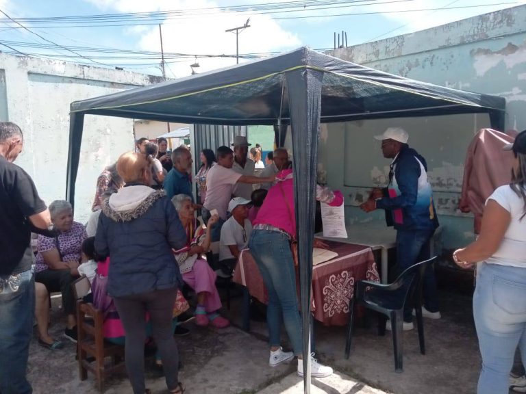 Más de 700 trámites legales y certificaciones realizada semanalmente registro civil Guaicaipuro